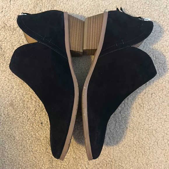 Kenneth Cole Reaction Side Way Ankle booties sz 9 - Picture 1 of 10